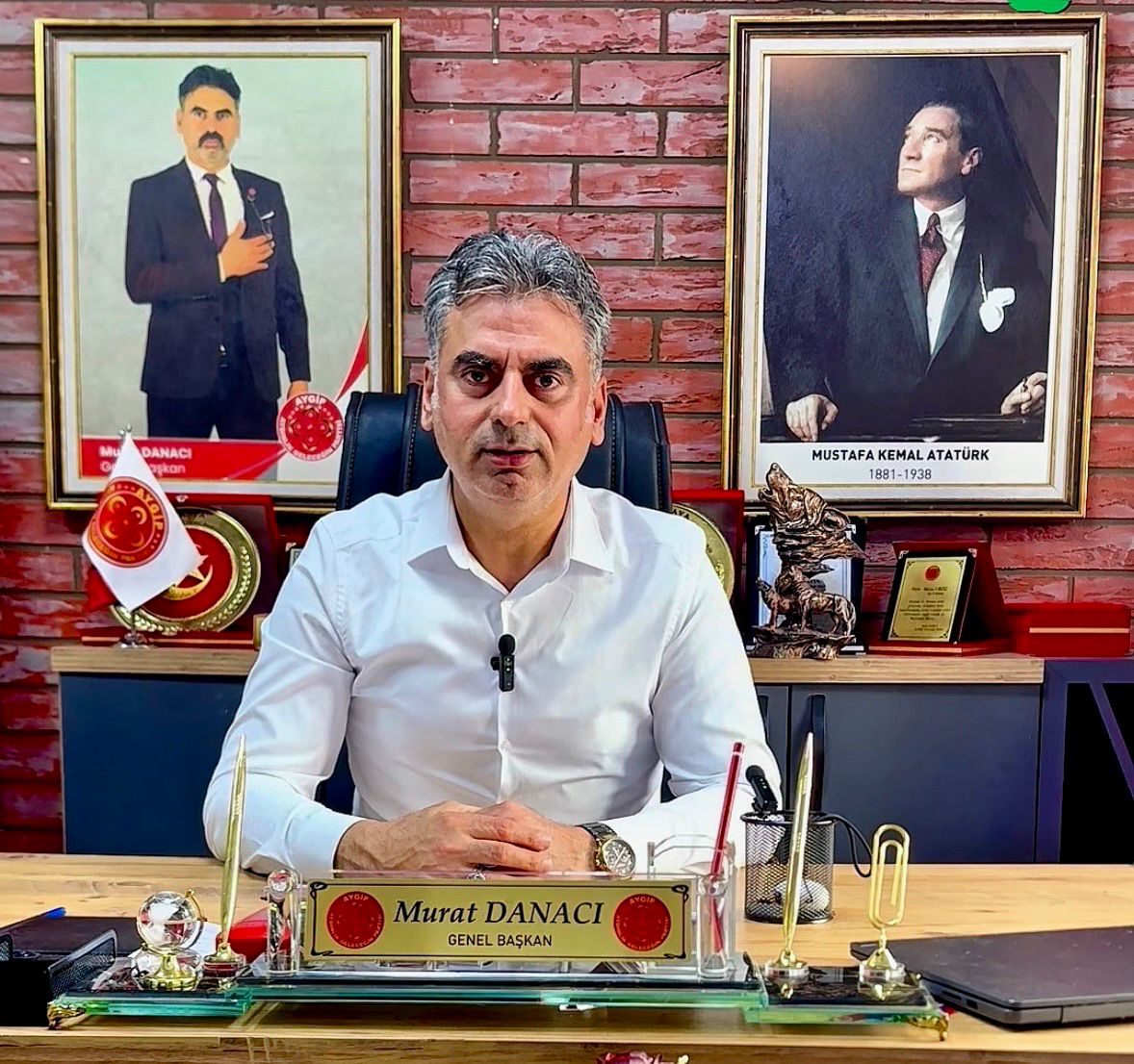 Danacı: “Muhtar maaşlarını SMA’lı çocuklara verin”