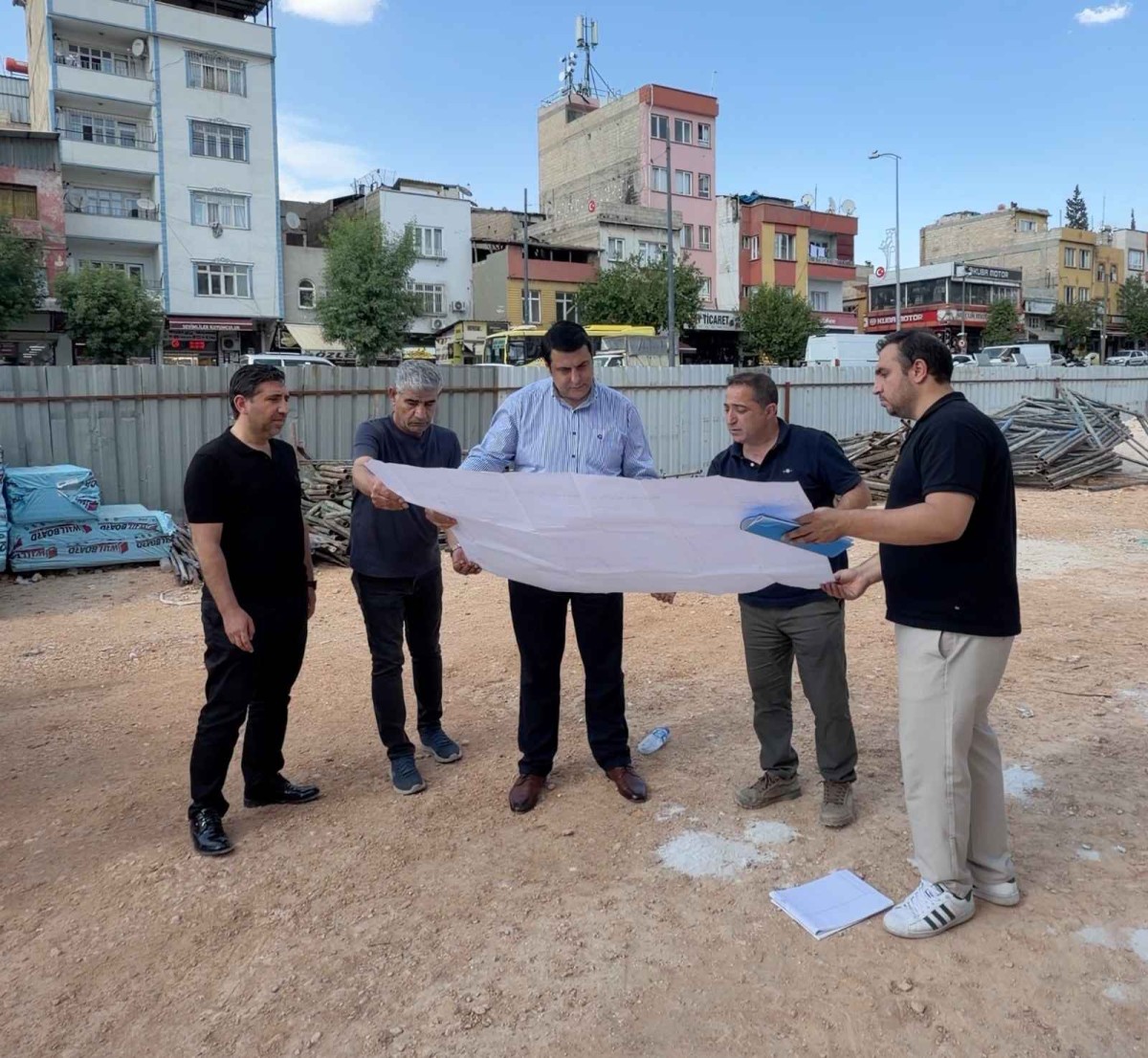 Yılmaz projeleri yerinde inceledi