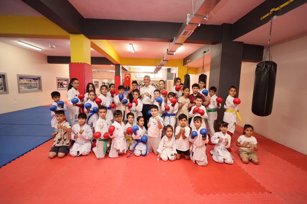 Şahinbey'de Yaz Spor Okulları coşkusu başladı