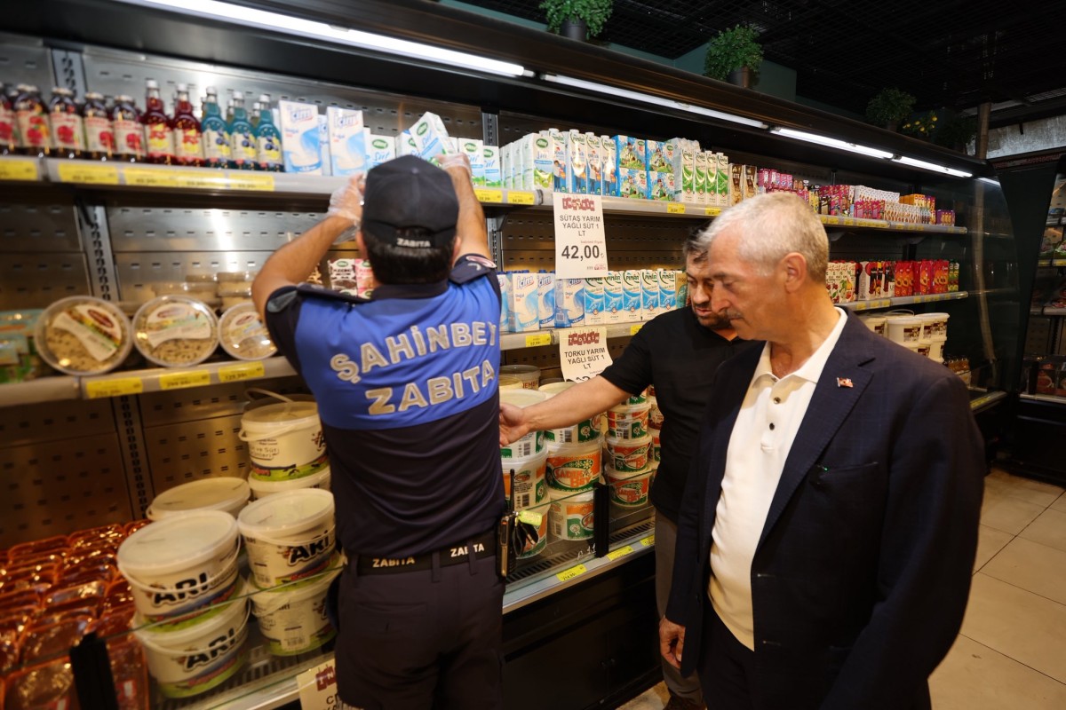 Tahmazoğlu zabıta ekipleriyle denetime katıldı